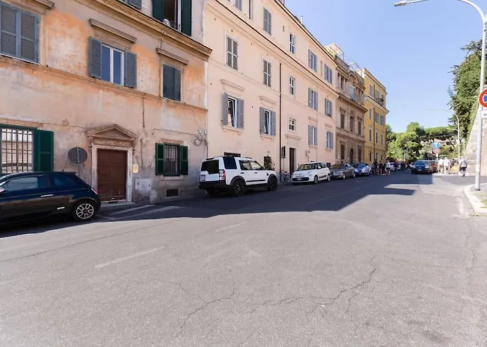 Beautiful Vatican Apartment